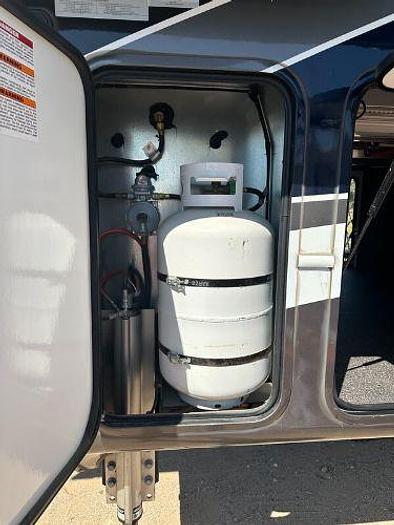 Used 2022 Keystone Montana 3781RL