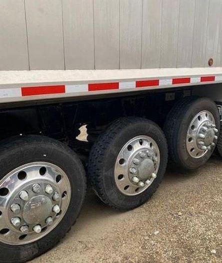 Used 2018 KENWORTH W900 Dump Truck