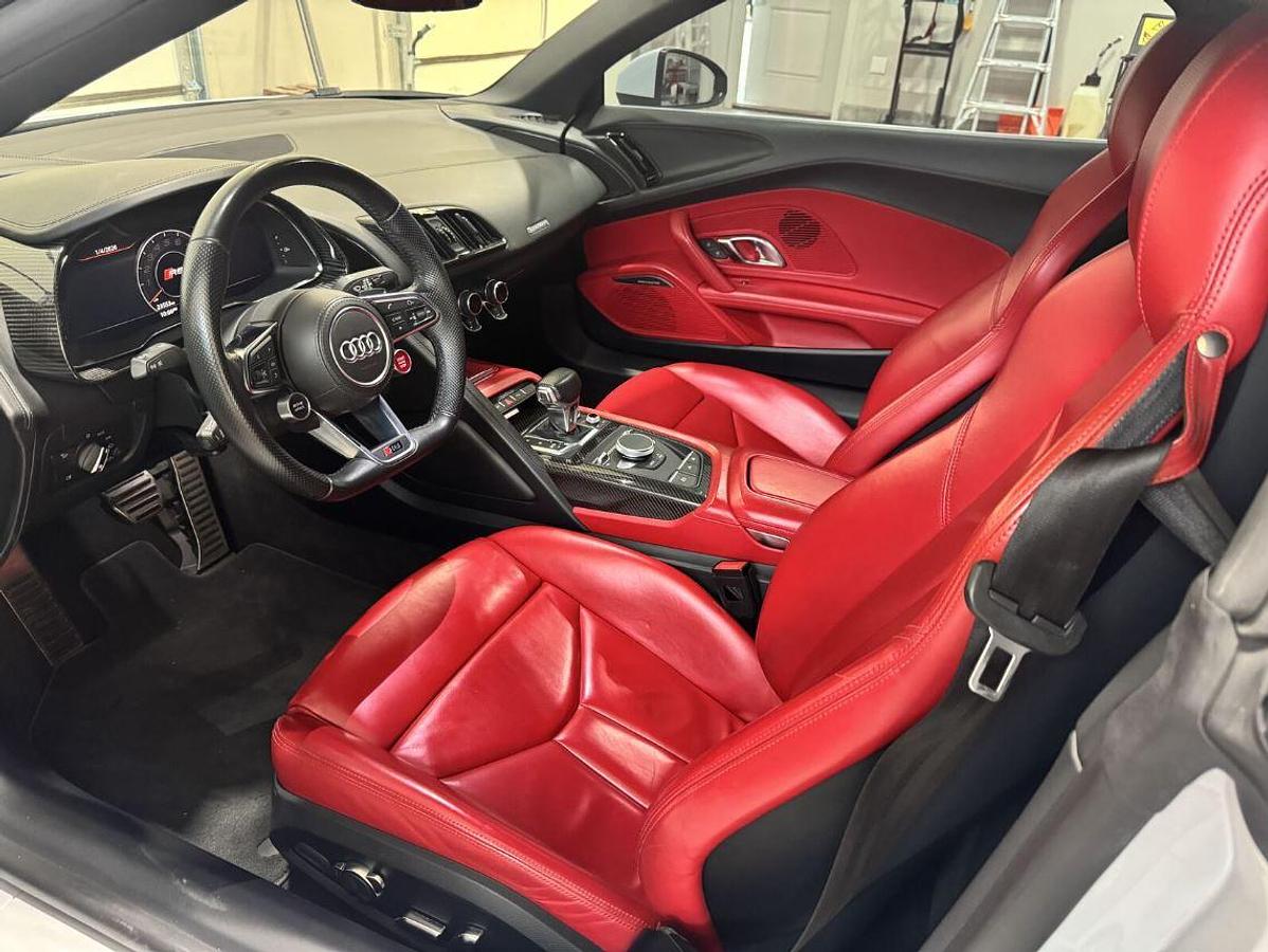 Used 2017 Audi R8 5.2 quattro V10 Spyder