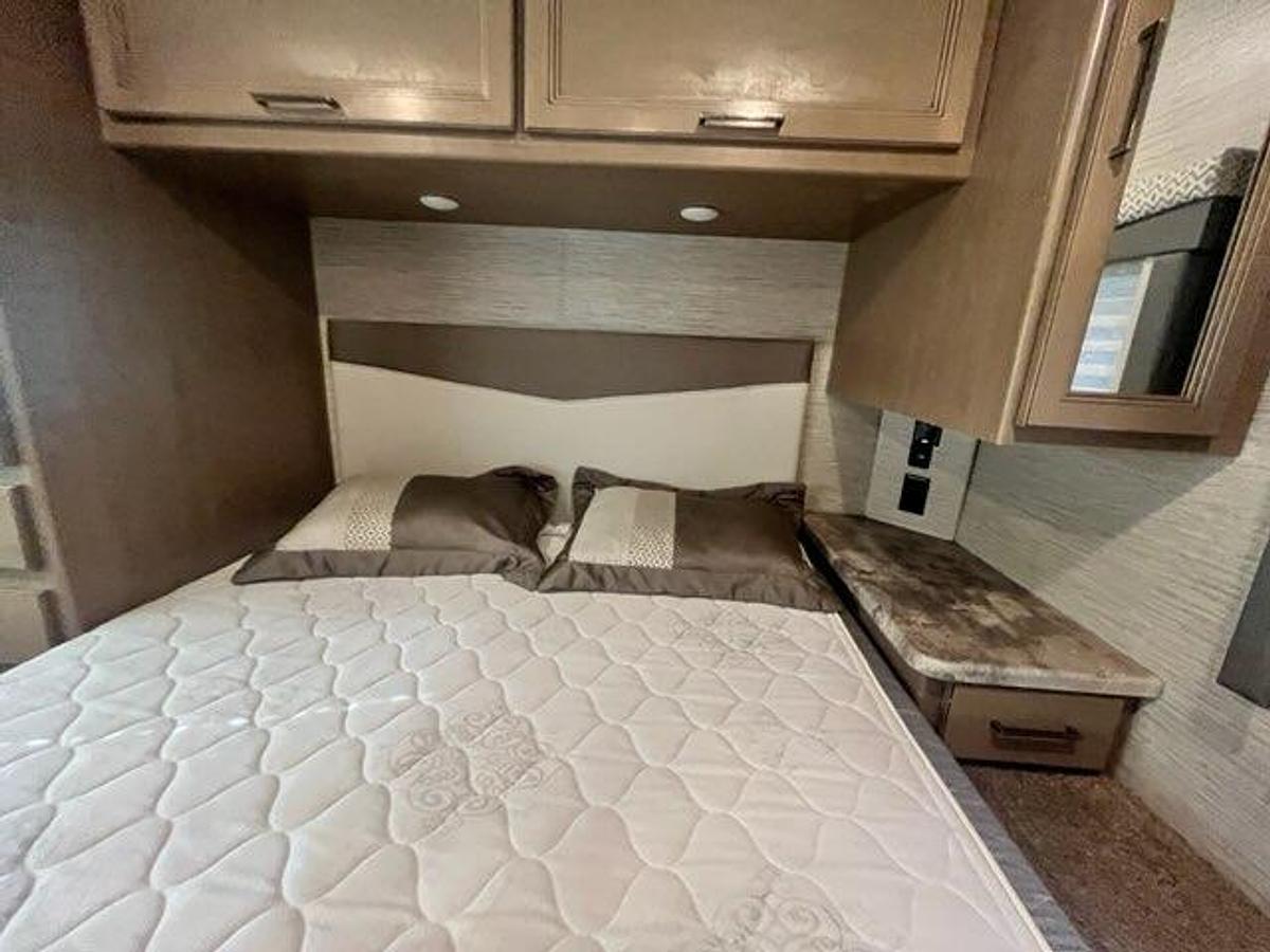 Used 2021 Thor Motor Coach Four Winds 28A Class C Motorhome