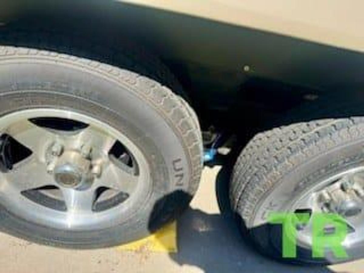 Used 2005 E-Z Frontier Travel Trailer