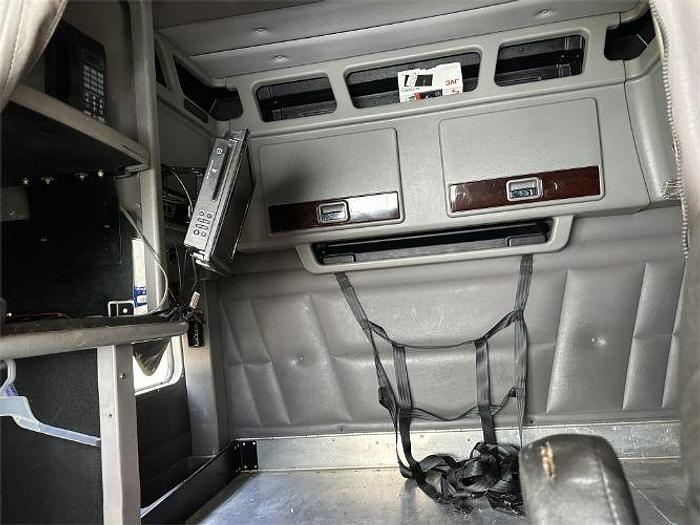 Used 2013 Peterbilt 386