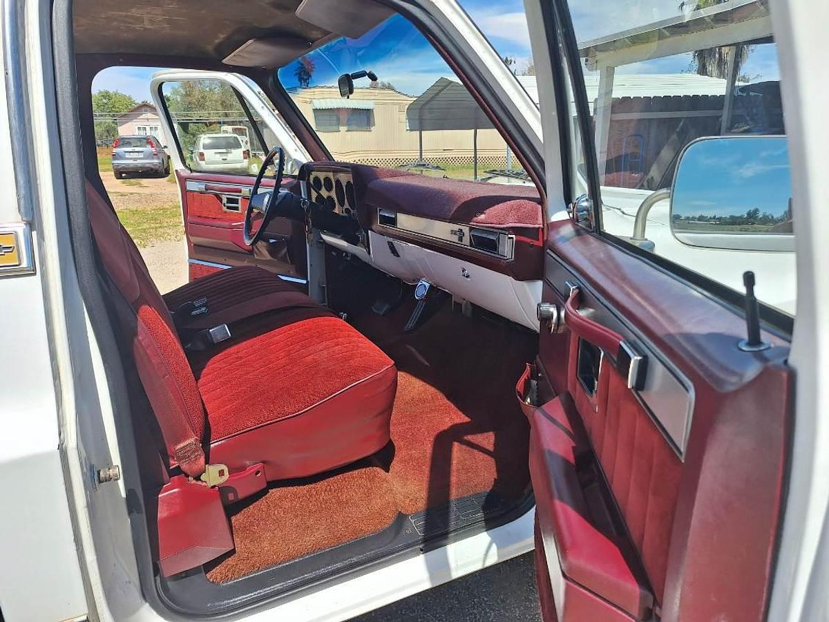 Used 1986 Chevrolet Silverado C20 Box