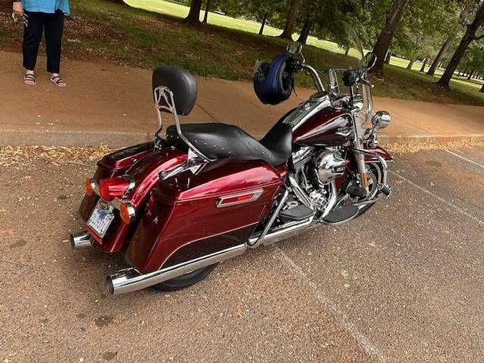 Used 2015 Harley Davidson Road King FLHR