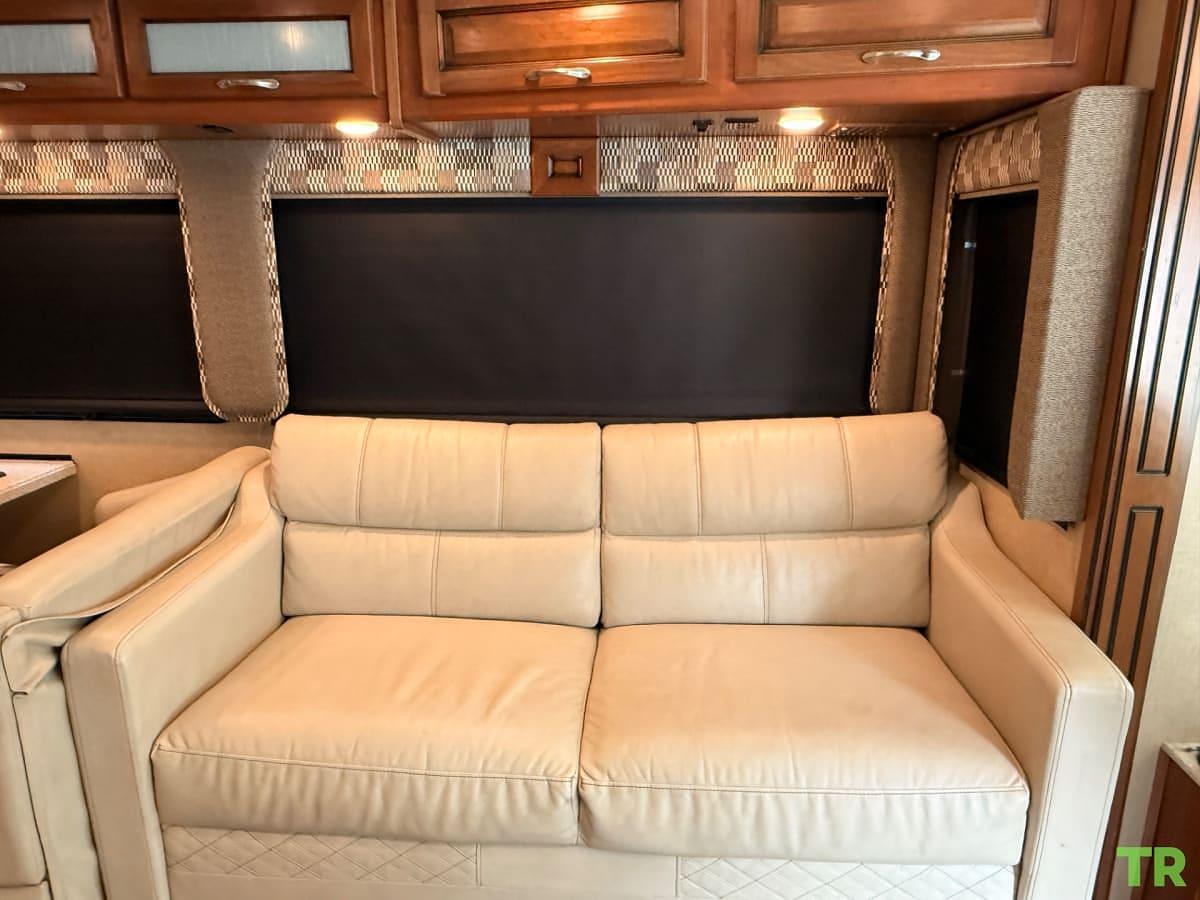 Used 2017 Fleetwood Bounder 36H | Bath & a Half | Bunkhouse | Sleeps 10 | 3 Slides | Only 45,300 Miles