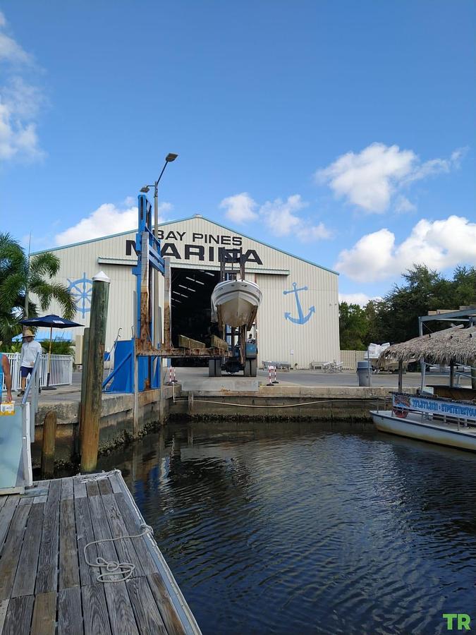 Used 2004 Larson LXI 248 Bowrider Boat