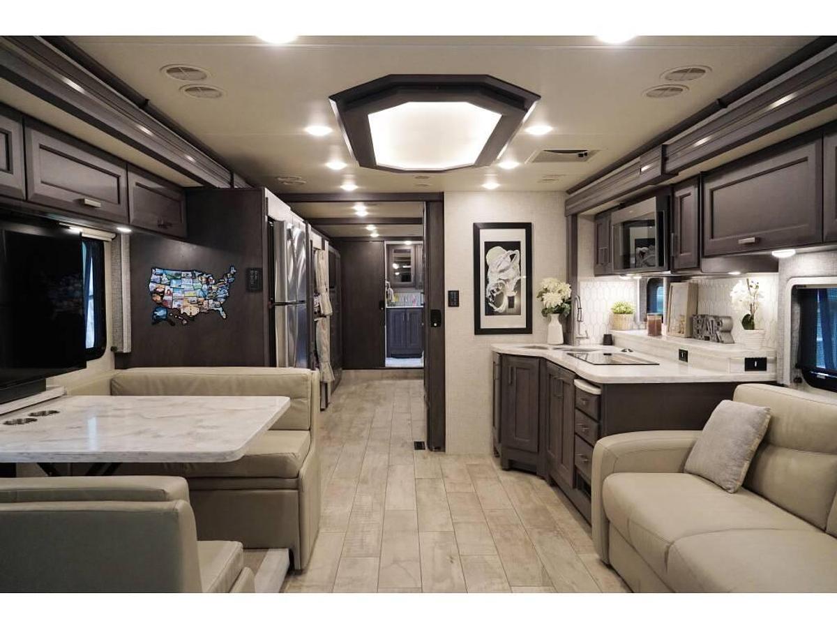 Used 2023 Thor Aria 4000