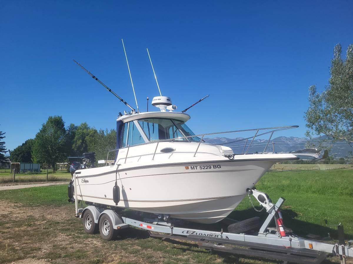 Used 2008 Seaswirl Striper 2101 Walk-Around Alaskan Package Powerboat