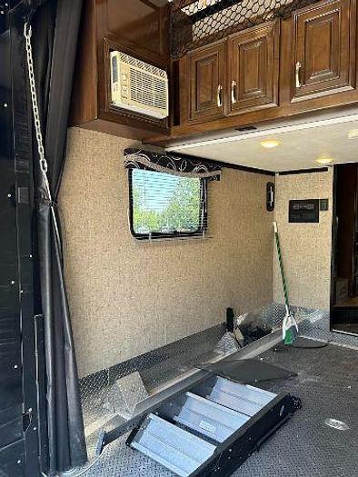 Used 2018 Thor Motor Coach Outlaw 37GP