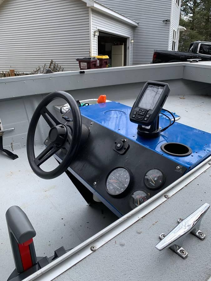 Used 1989 Grumman Fishing Boat With Trailer