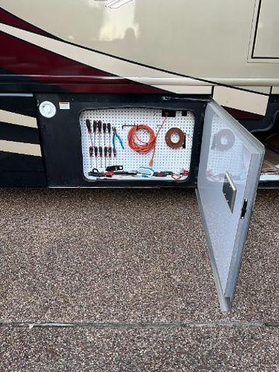 Used 2016 Fleetwood Discovery 40G