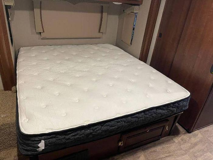 Used 2017 Forest River Georgetown 36B5