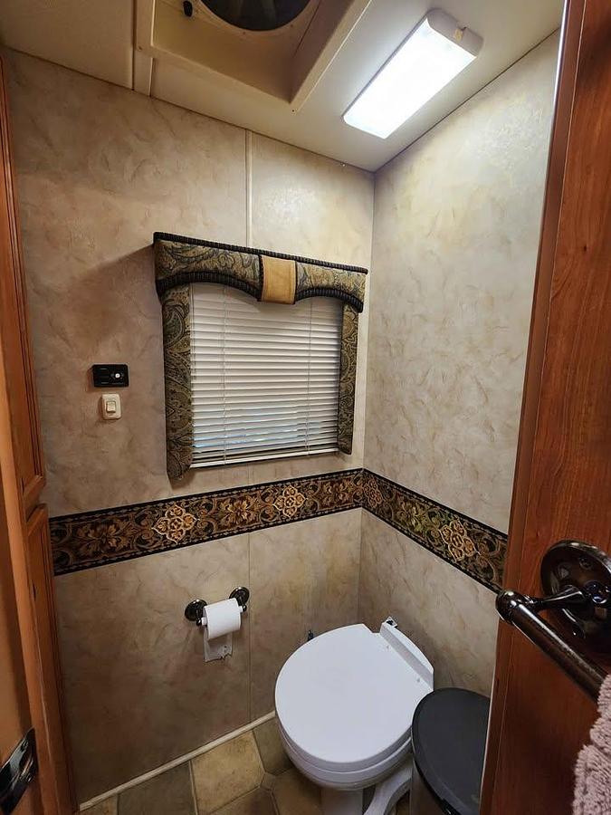 Used 2008 Holiday Rambler Vacationer Xl 34pdd