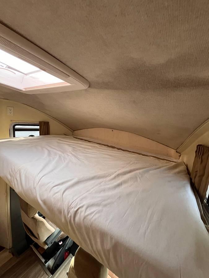 Used 2006 Winnebago Navion Itasca Rv