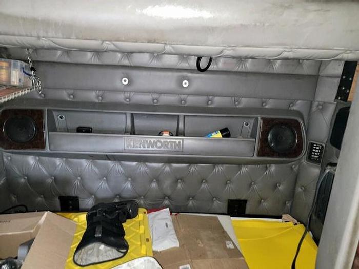 Used 2014 Kenworth T700