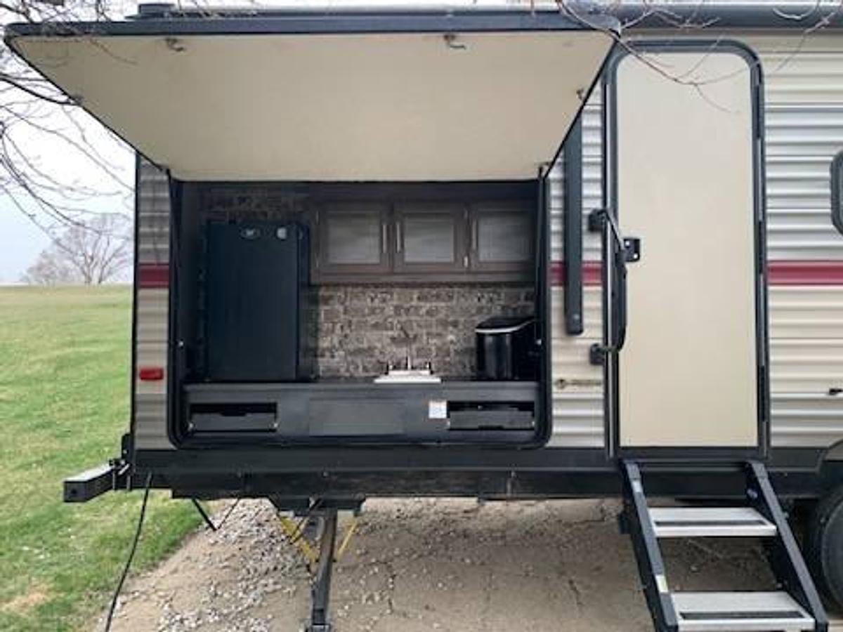 Used 2018 Forest River 29TE