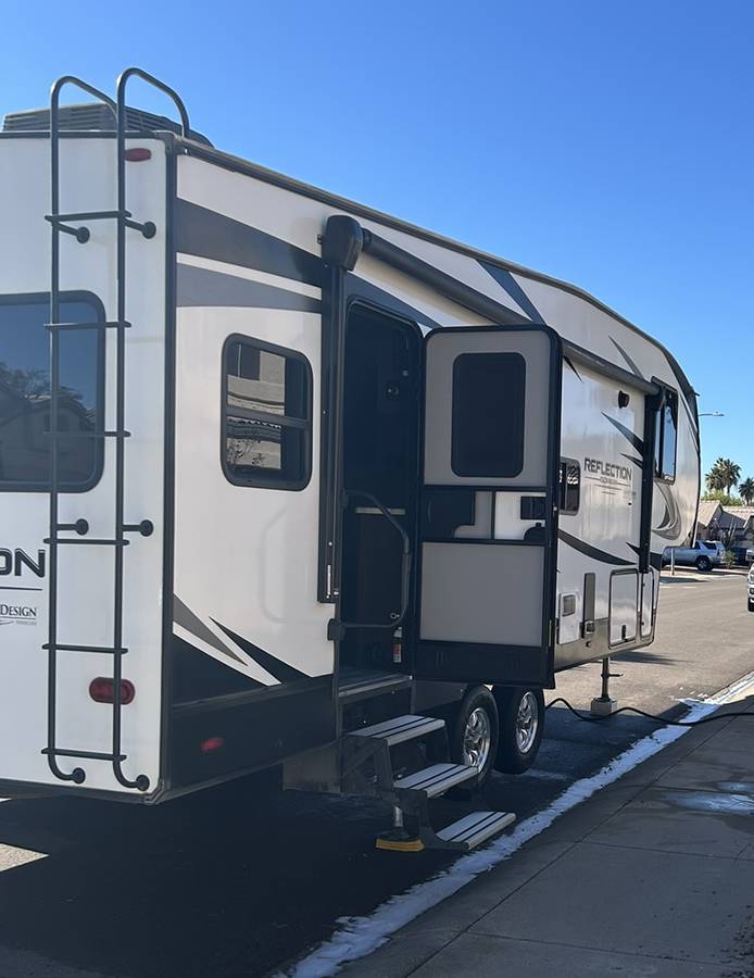 Used 2021 Grand Design 260RD