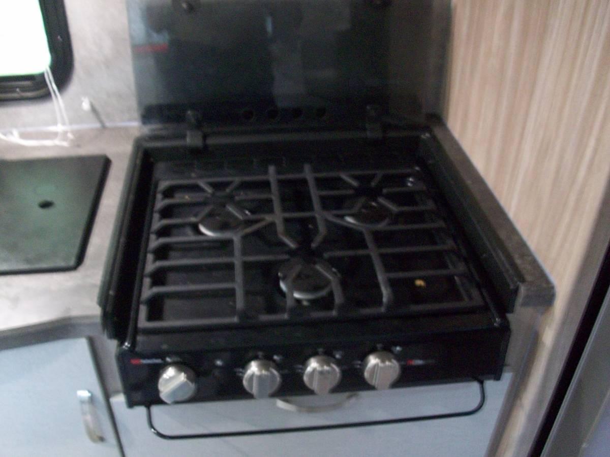 Used 2022 WINNEBAGO MICRO MINNIE FLX