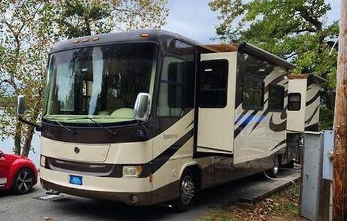 Used 2008 Holiday Rambler Neptune XL 39PBT