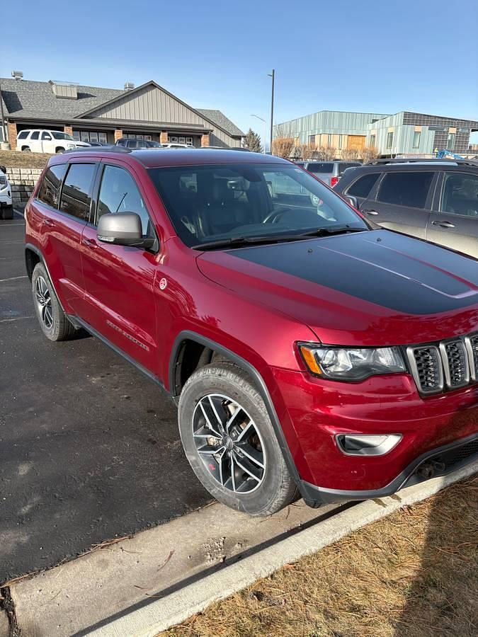 Used 2017 Jeep Grand Cheeokee Trail Hawk