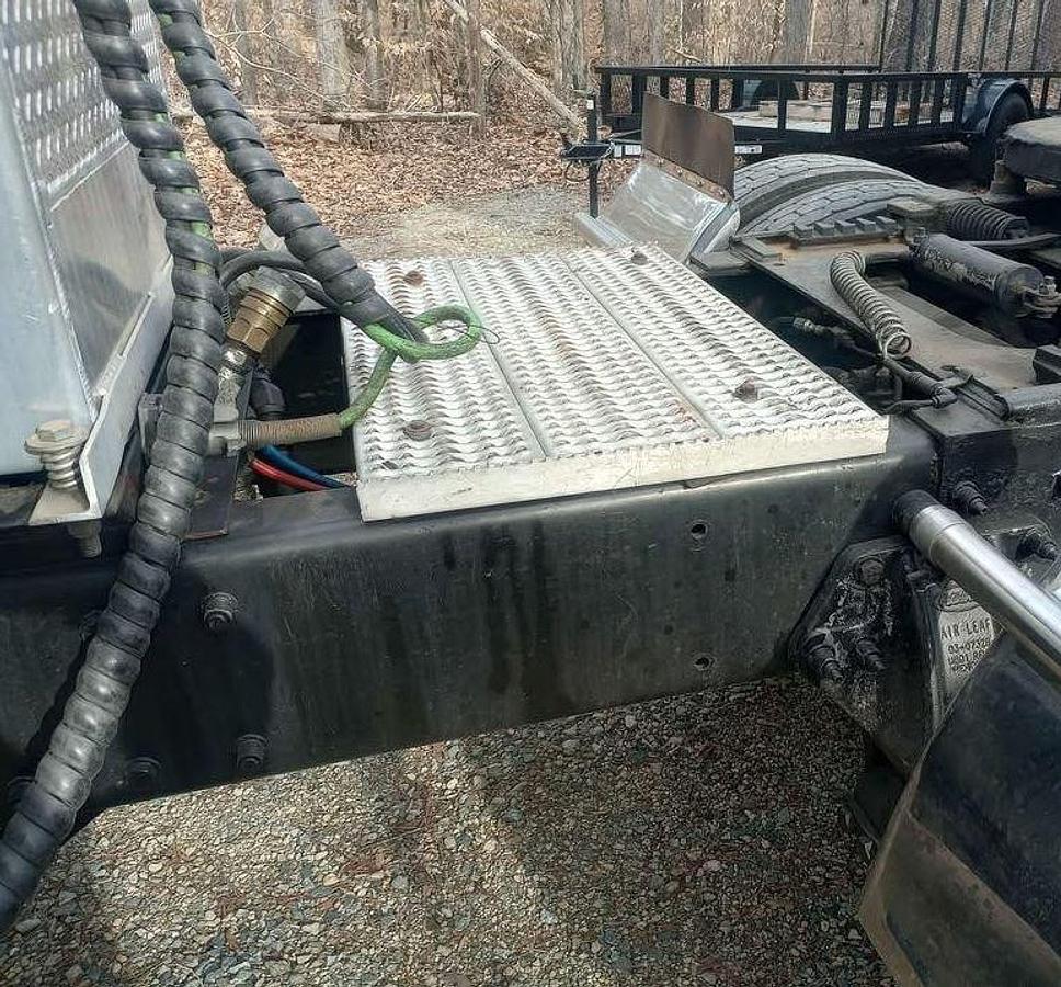 Used 2009 PETERBILT 389