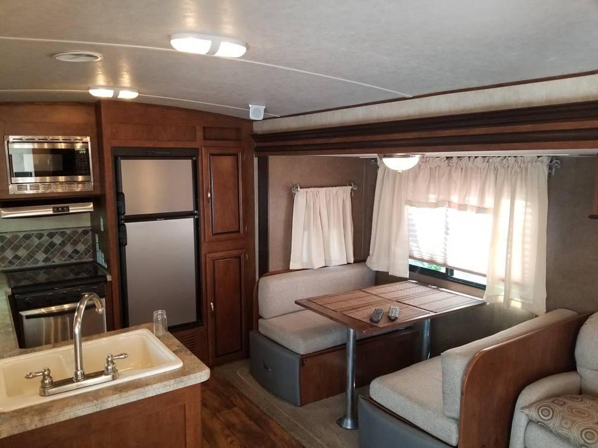 Used 2016 Forest River Vibe Extreme Light Travel Trailer