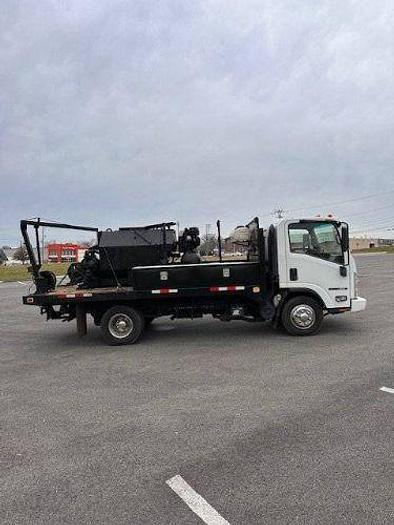 Used 2008 GMC W3500 With Seal Coat Tank