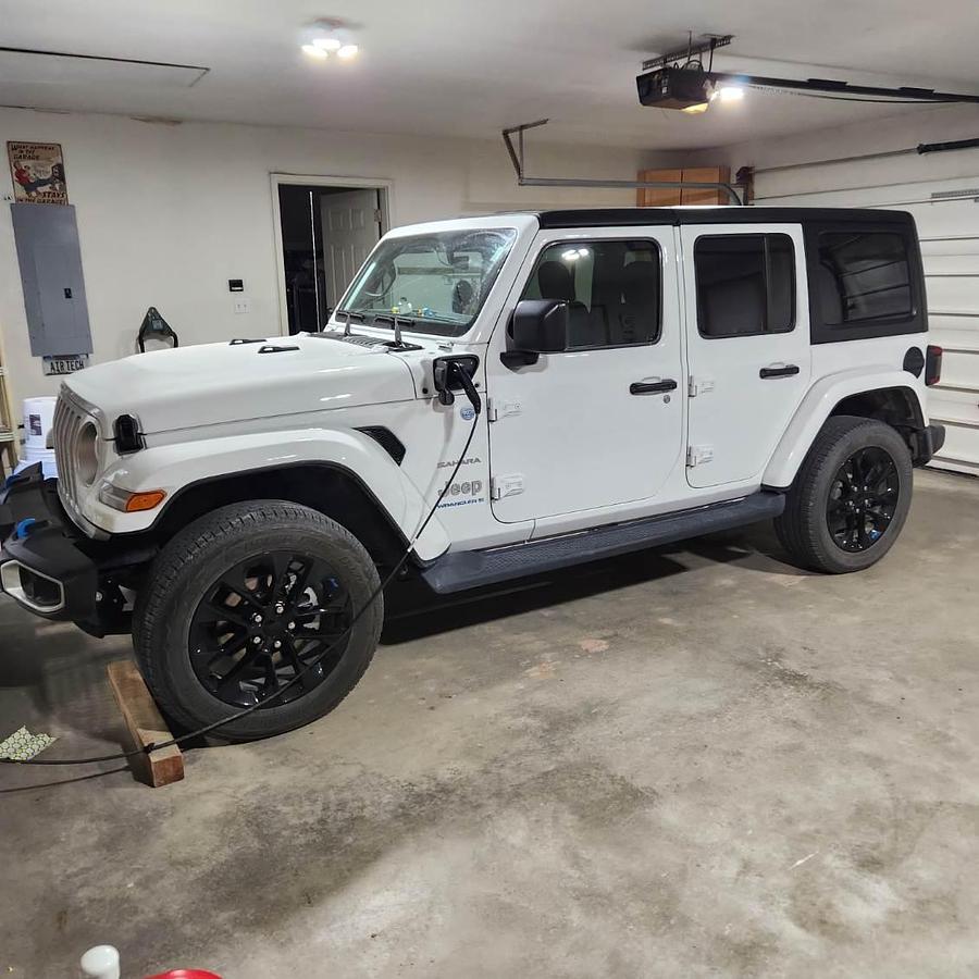 Used 2017 Fleetwood Discovery 39G