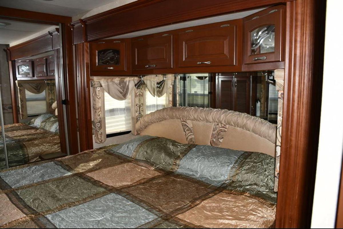 Used 2007 Newmar Kountry Star 3912