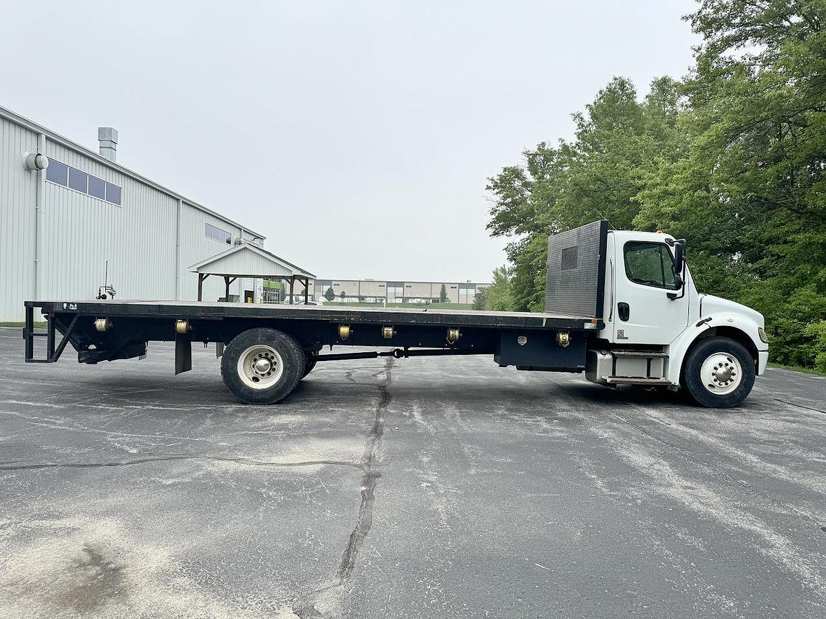 Used 2006 Freightliner M2 Flatbed