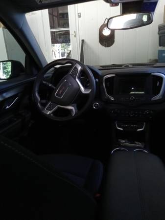 Used 2022 GMC Terrain