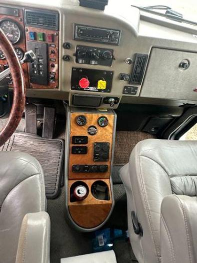 Used 2000 Peterbilt 330 Business Class Custom Schwalb Stretch Hauler