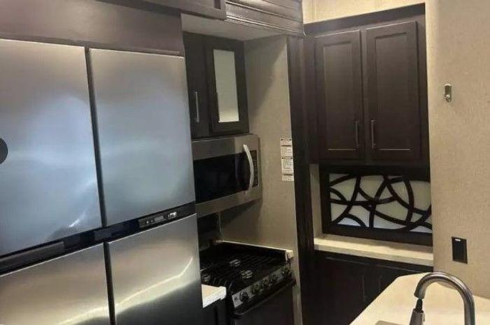 Used 2018 Keystone Raptor 426TS Toy Hauler