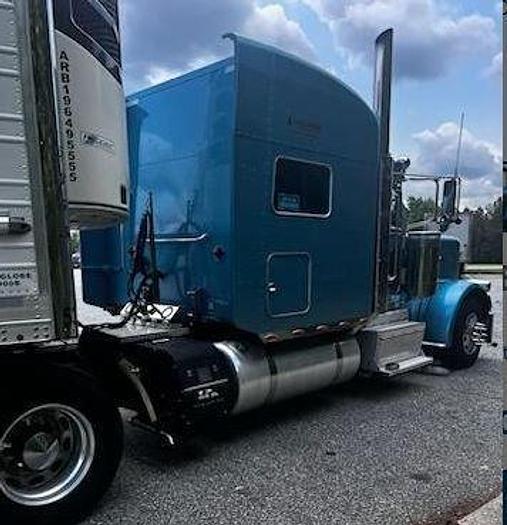 Used 2016 Peterbilt 389