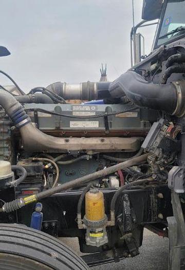 Used 2016 Peterbilt 389 Pride and Class