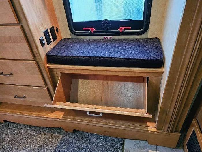 Used 2008 Winnebago Tour 40FD