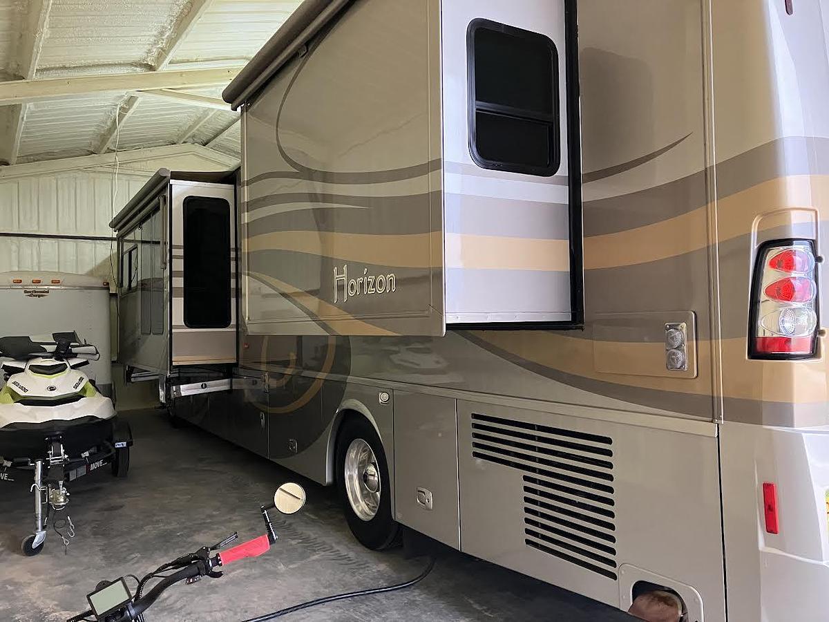 Used 2008 Itasca Horizon 40KD Class A Motorhome