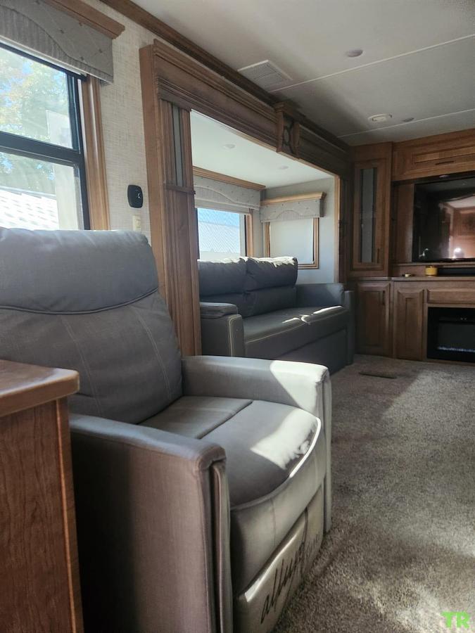 Used 2020 DRV Mobile Suite 44 Columbus