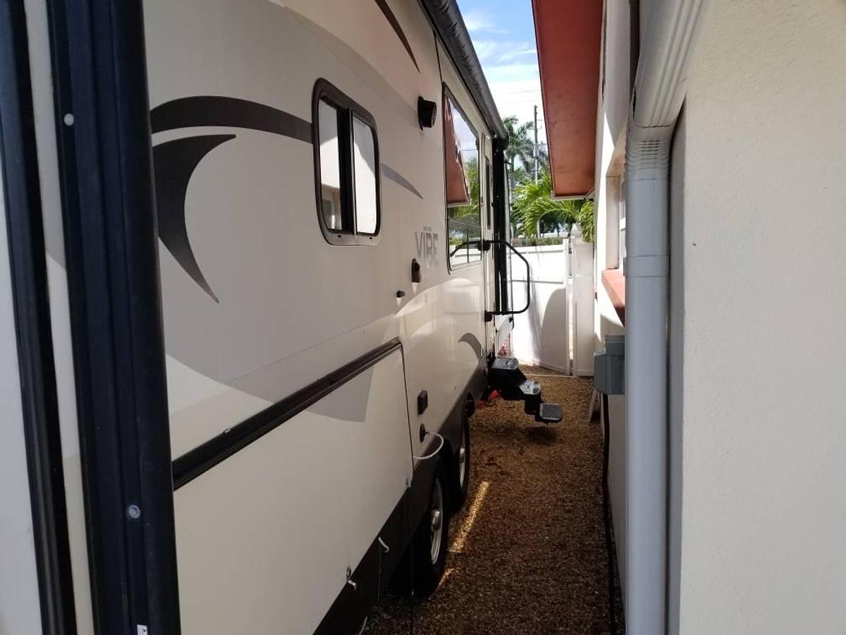 Used 2016 Forest River Vibe Extreme Light Travel Trailer