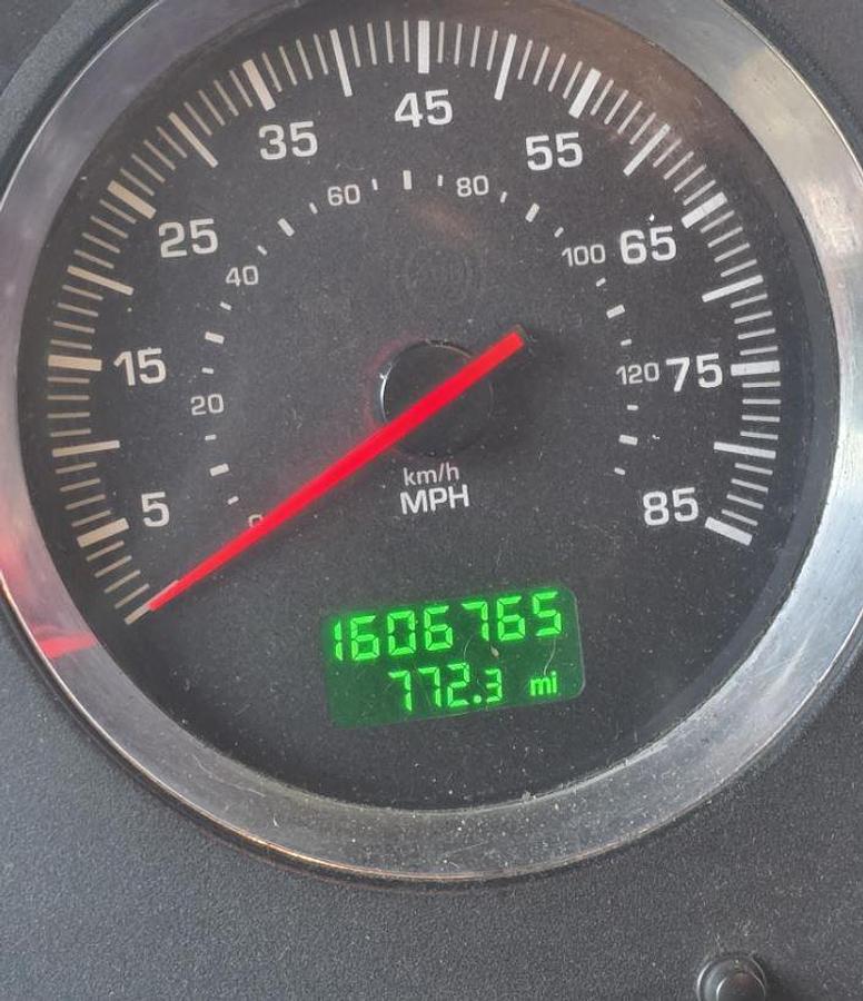 Used 2009 KENWORTH W900L Conventional Sleeper Semi