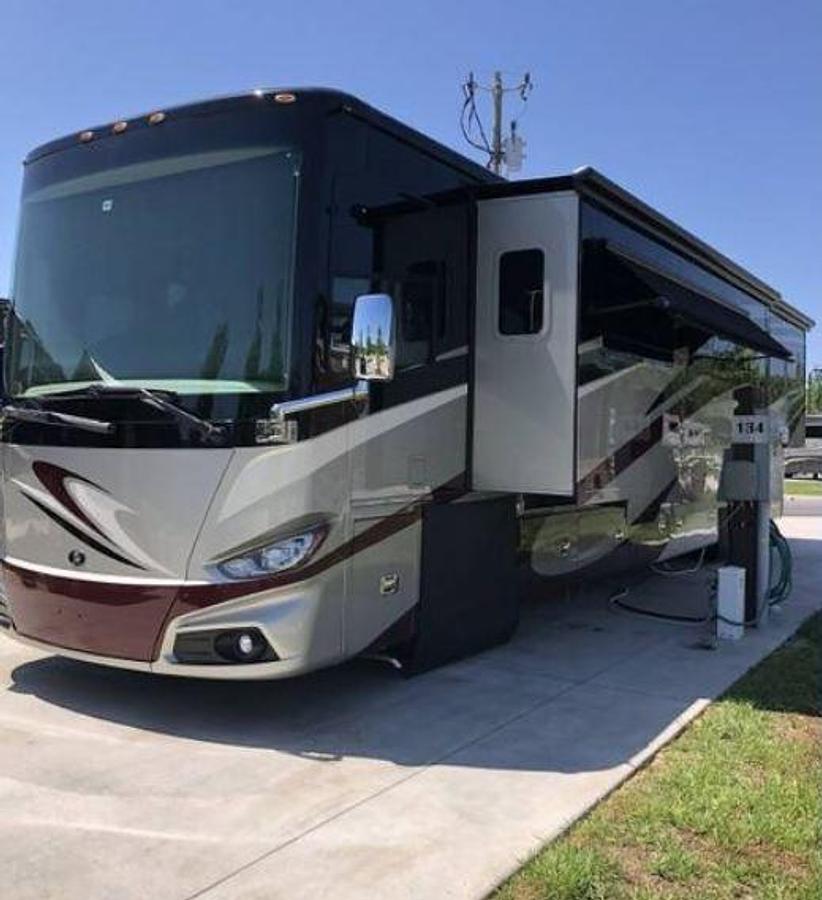 Used 2018 Tiffin Phaeton 40QBH Class A Motorhome