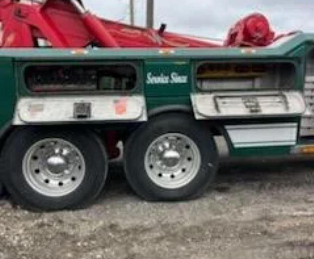 Used 2006 Freightliner Coronado