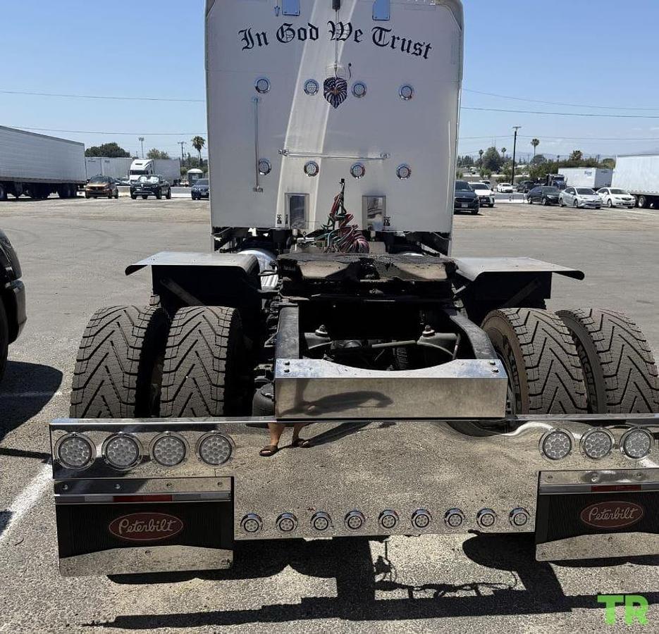 Used 2022 Peterbilt 389