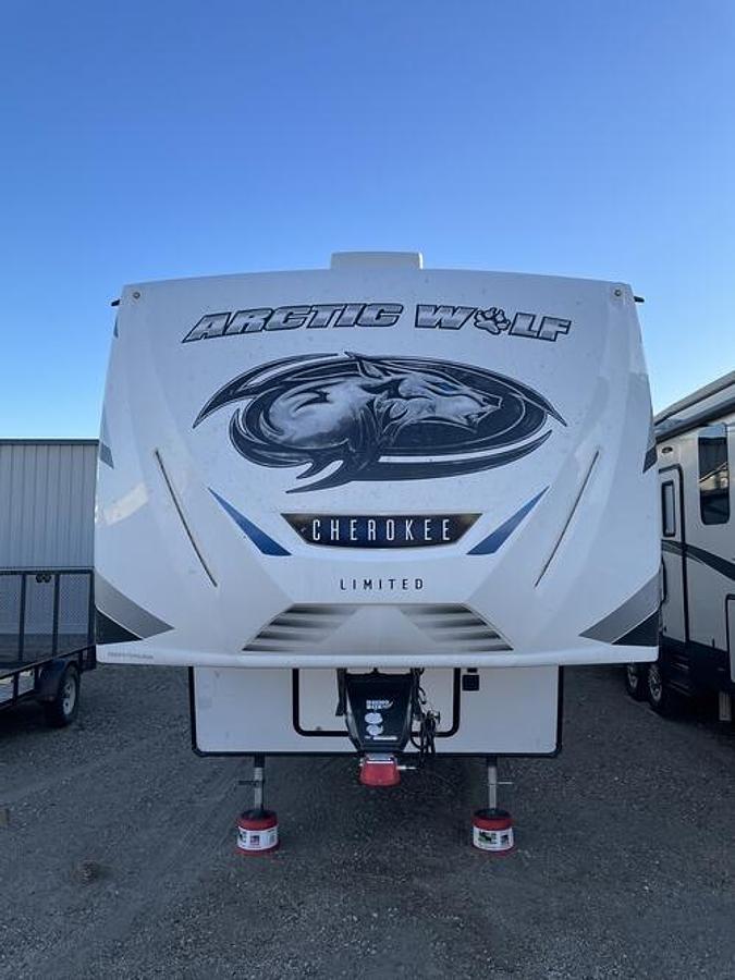 Used 2022 Forest River Arctic Wolf 327MB