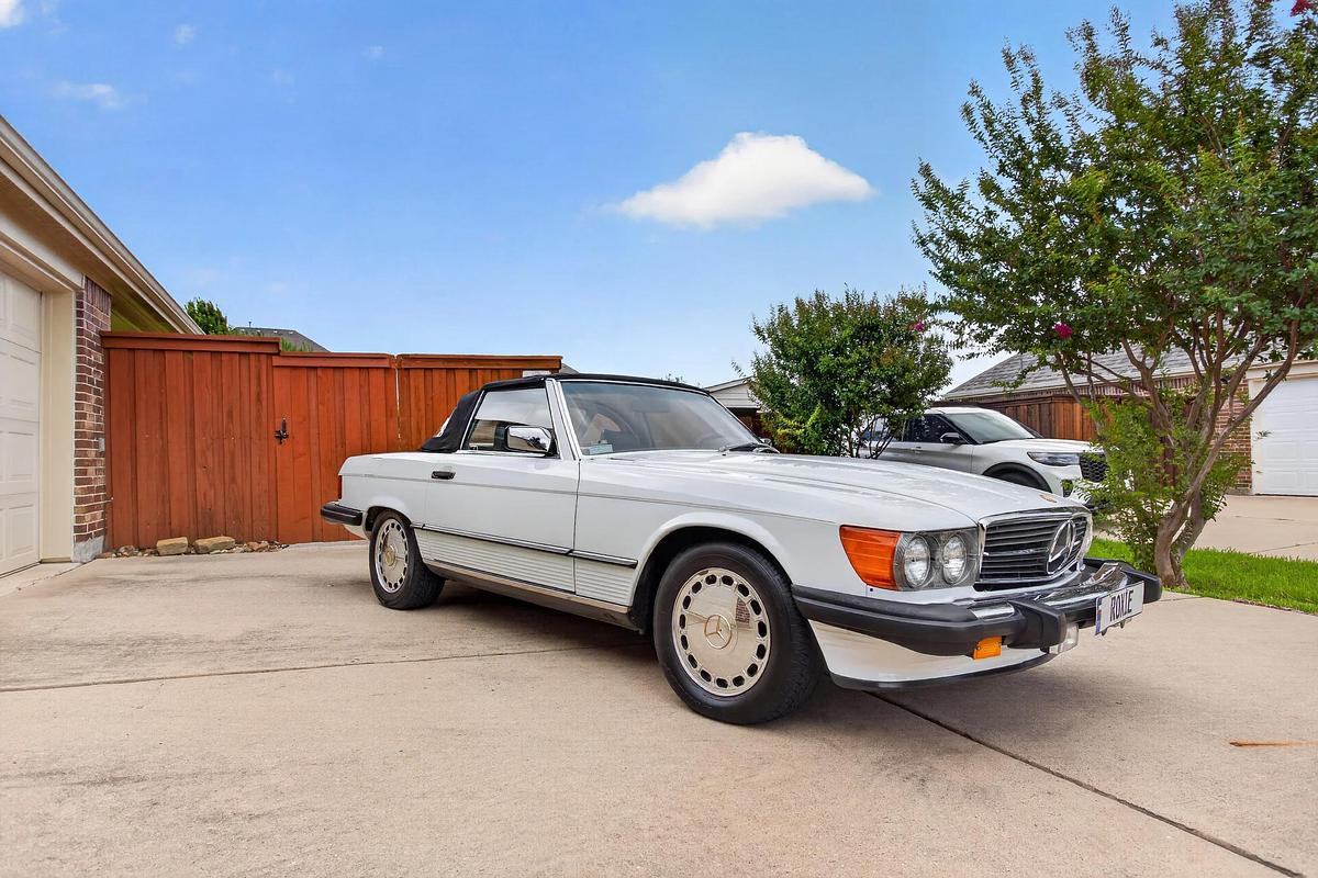 Used 1988 Mercedes-Benz 560 SL