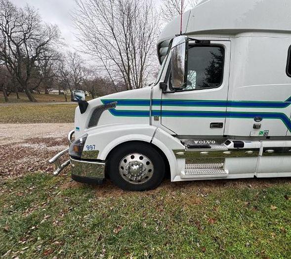 Used 2018 Volvo VNL64T780
