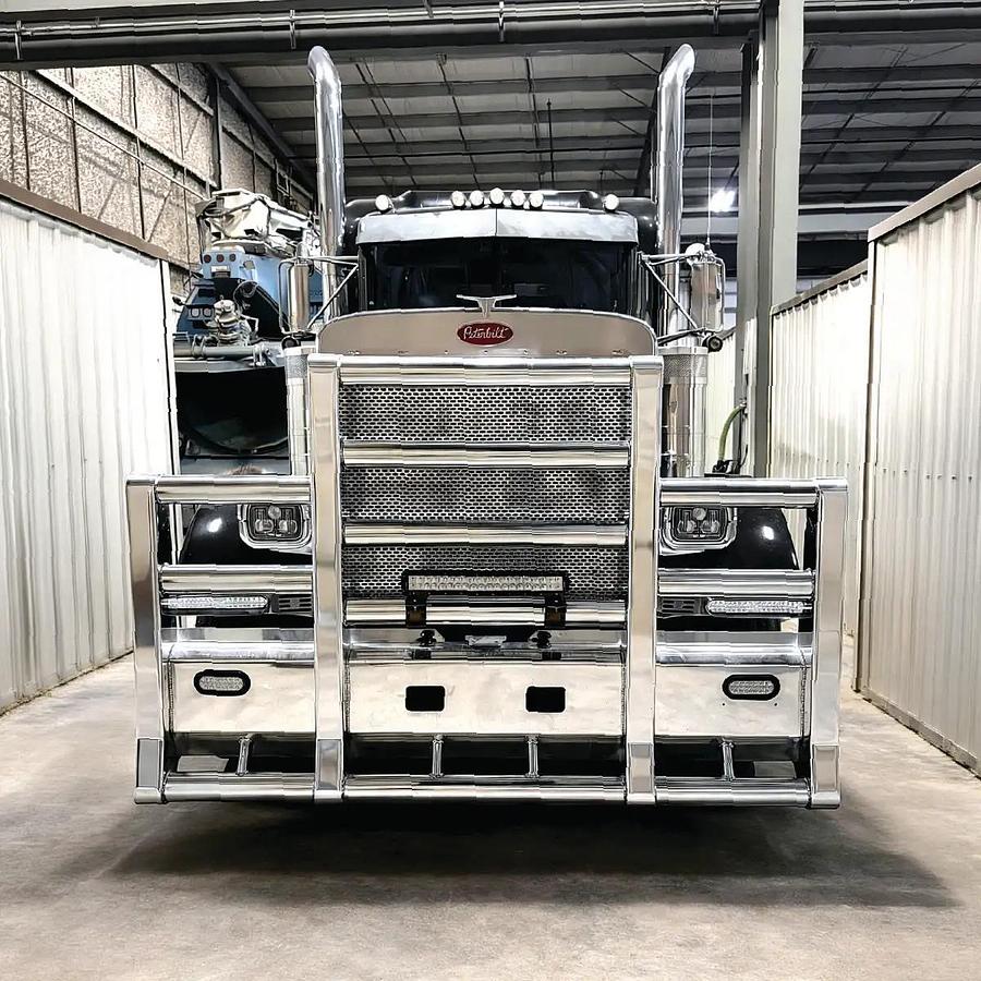 Used 2005 Peterbilt 379X