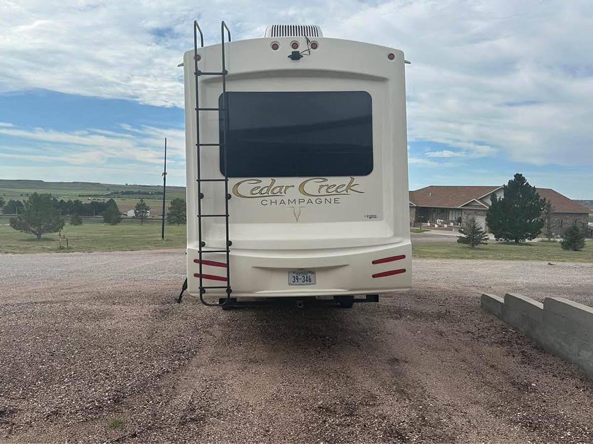 Used 2019 Forest River Cedar Creek Champagne