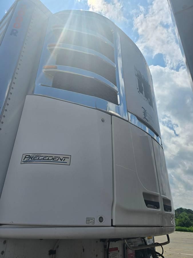 Used 2000 Kenworth W900 with 2015 53ft Utility Reefer Trailer