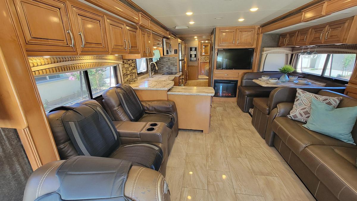 Used 2017 Thor Aria 3901 Class A Motorhome